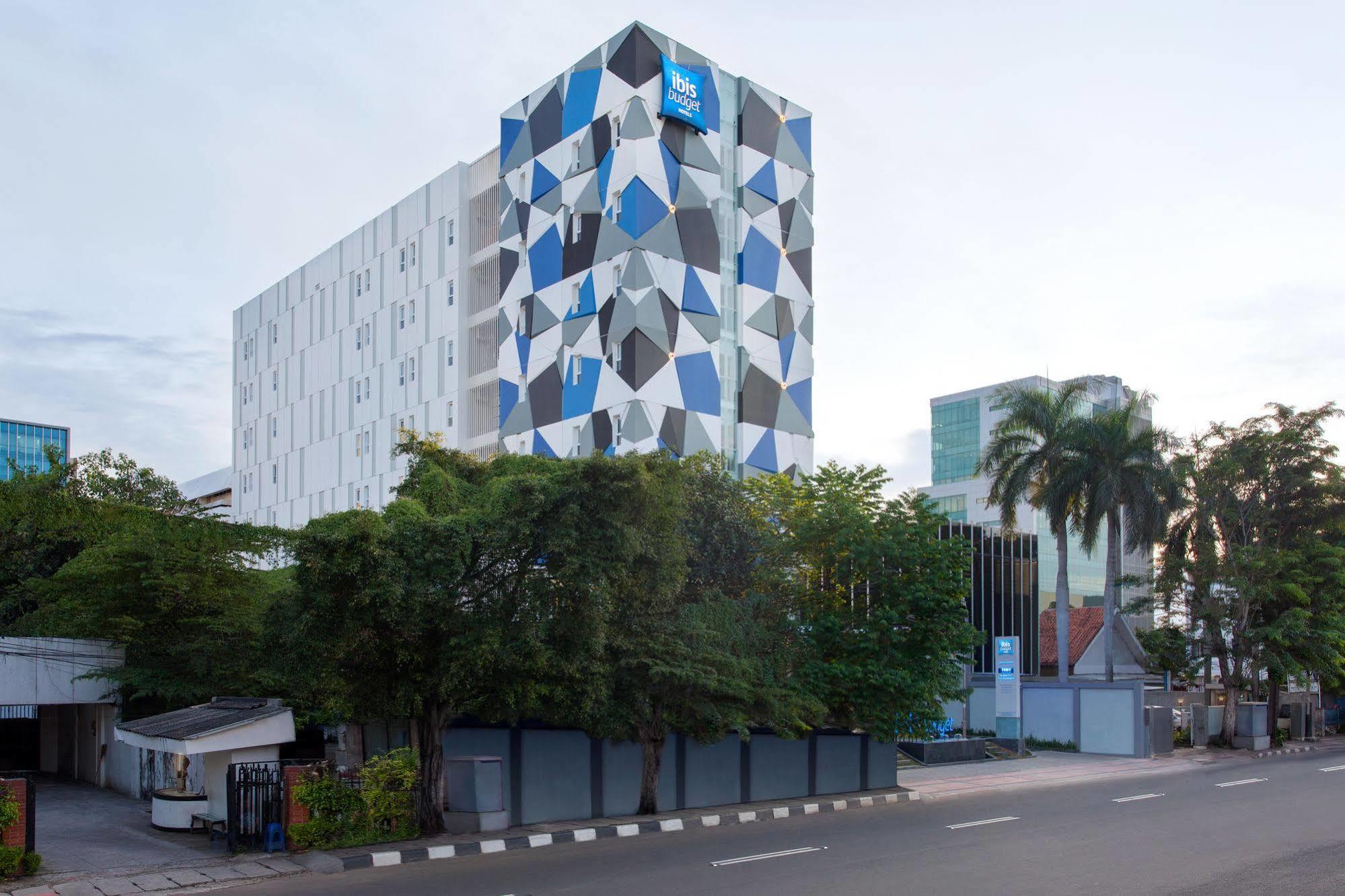 Ibis Budget Jakarta Tanah Abang Exterior foto